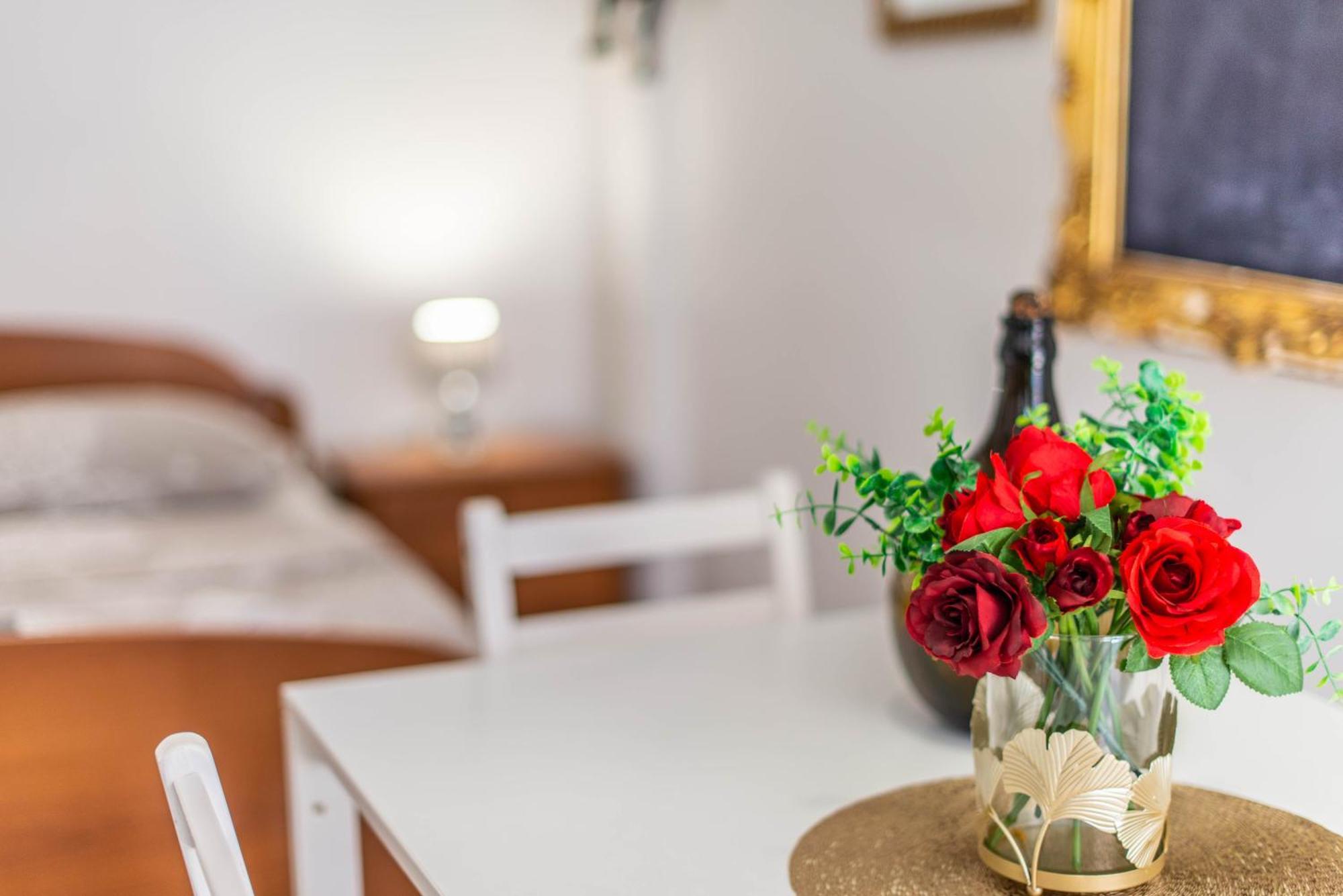 Giovanna Boutique Rooms & Pool بولا المظهر الخارجي الصورة