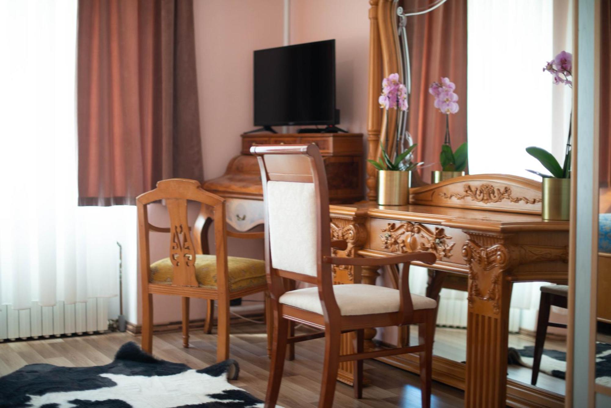 Giovanna Boutique Rooms & Pool بولا المظهر الخارجي الصورة