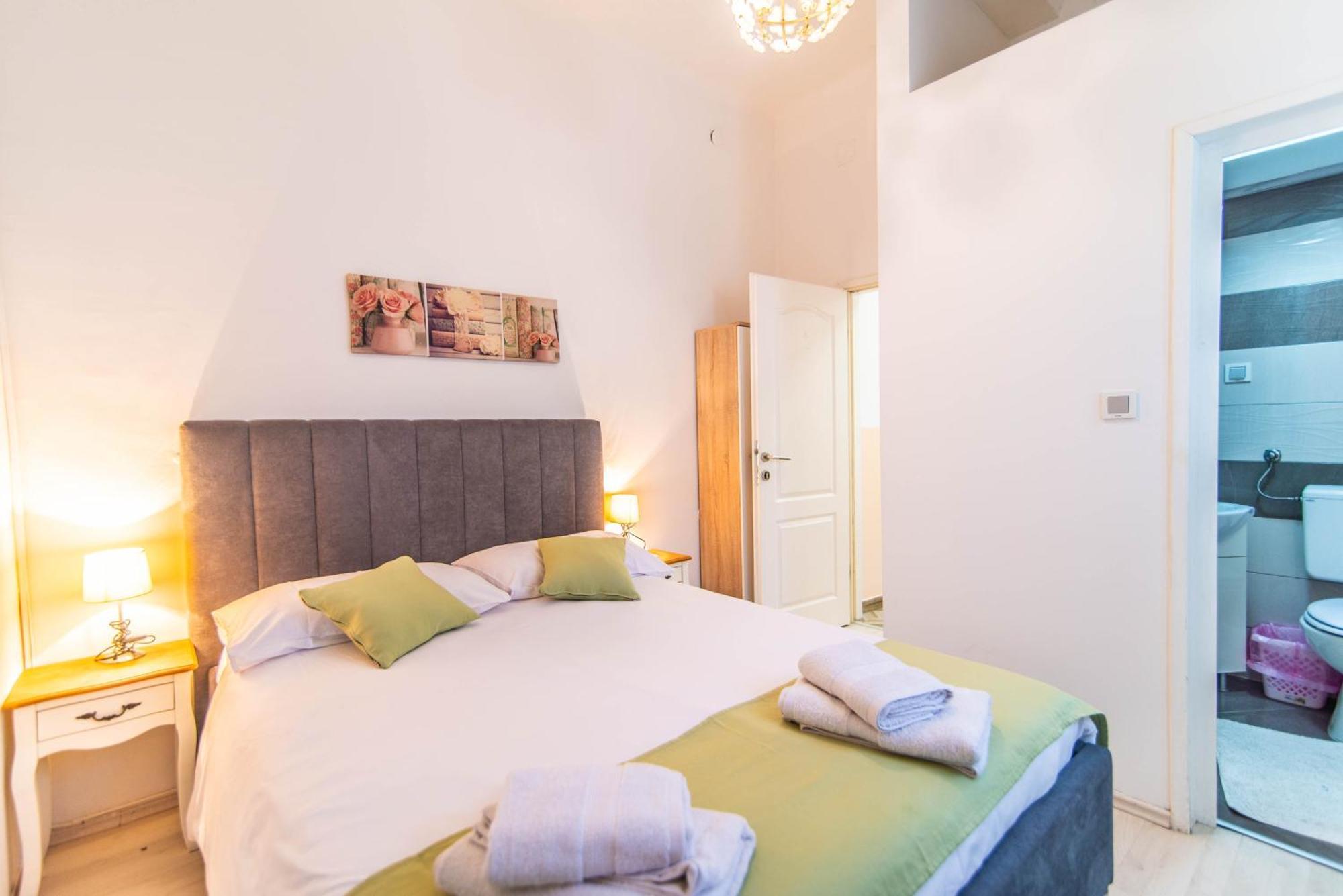 Giovanna Boutique Rooms & Pool بولا المظهر الخارجي الصورة