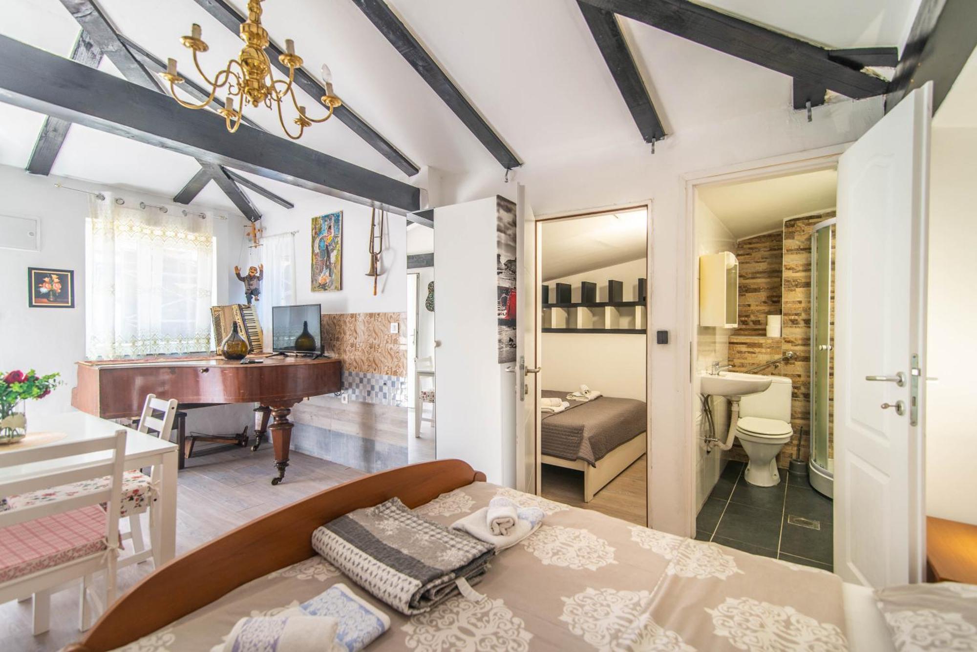 Giovanna Boutique Rooms & Pool بولا المظهر الخارجي الصورة
