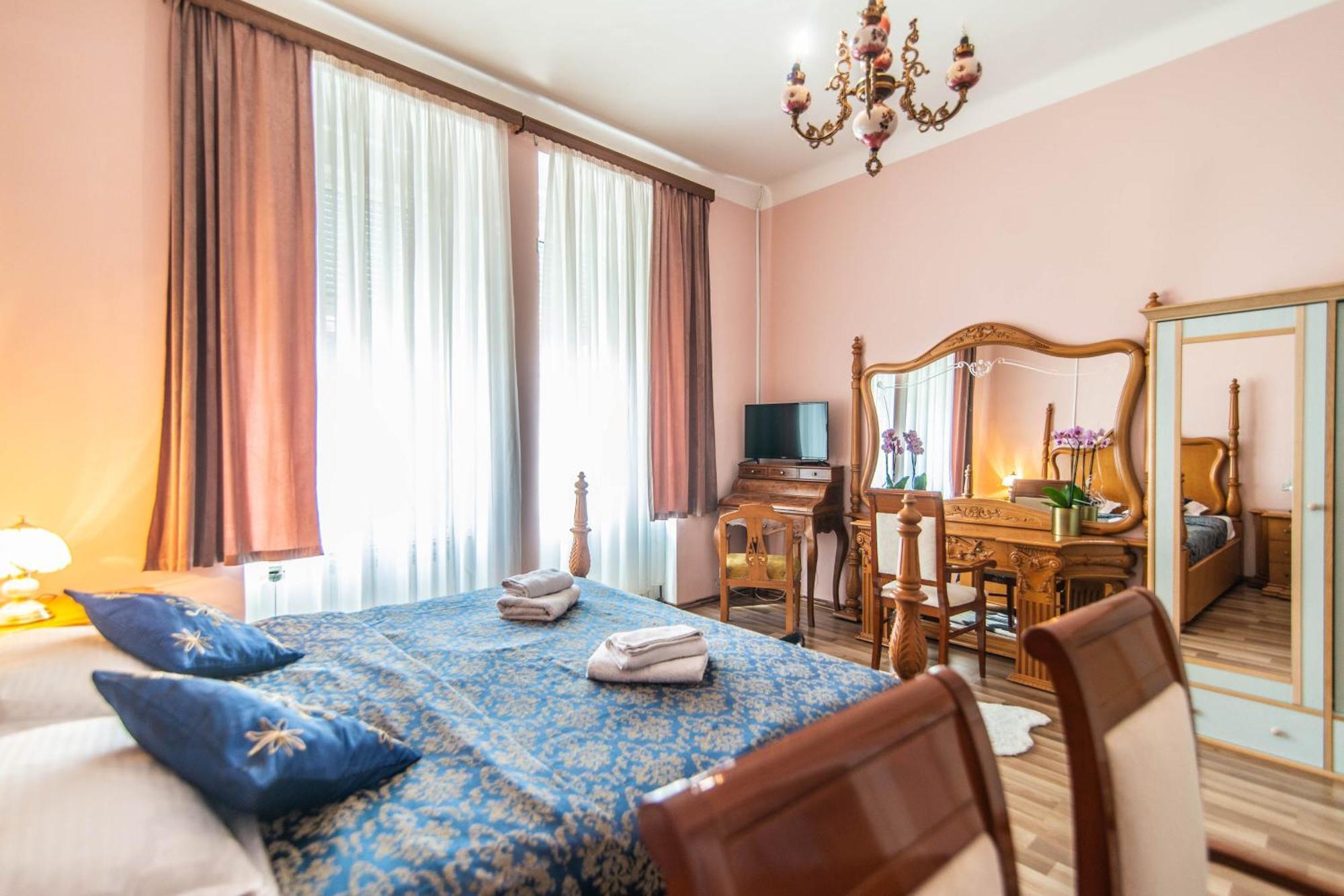 Giovanna Boutique Rooms & Pool بولا المظهر الخارجي الصورة