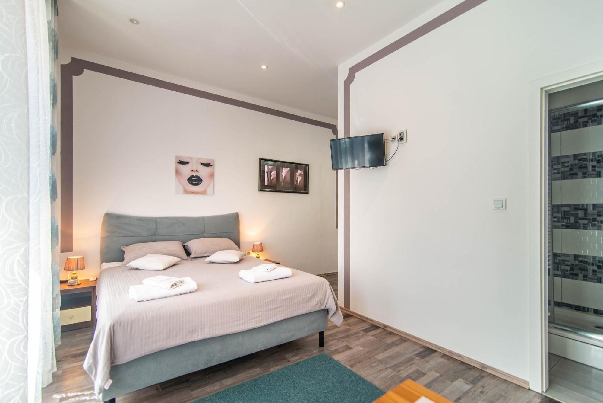 Giovanna Boutique Rooms & Pool بولا المظهر الخارجي الصورة